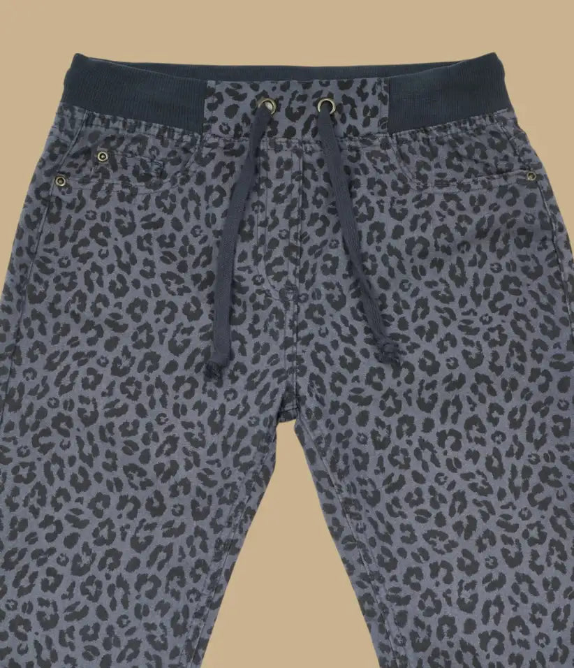 girls leopard pull-on pants 9-16 years  view#color_charcoal