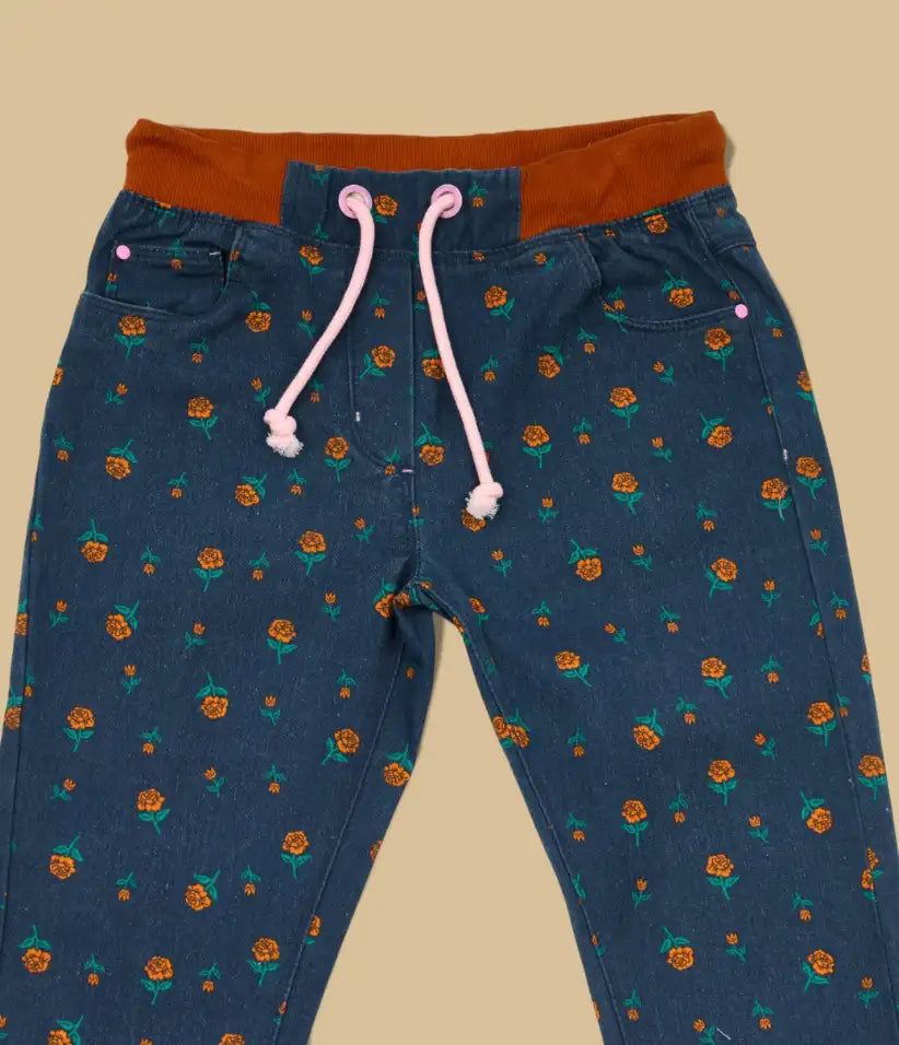 girls floral pull-on pants 9-16 years front view#color_dark-indigo